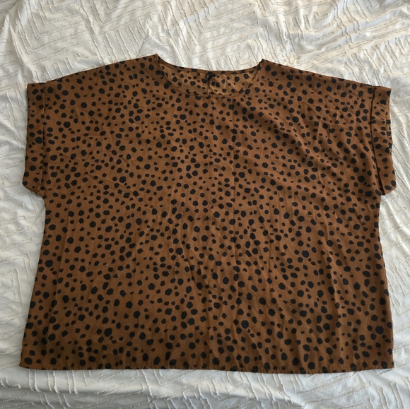 emery and rose Tops - Emery Rose animal print blouse